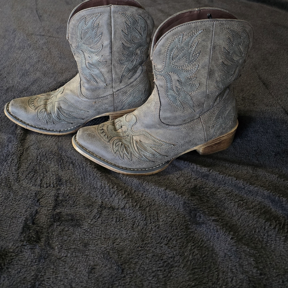 Roper cowboy boots